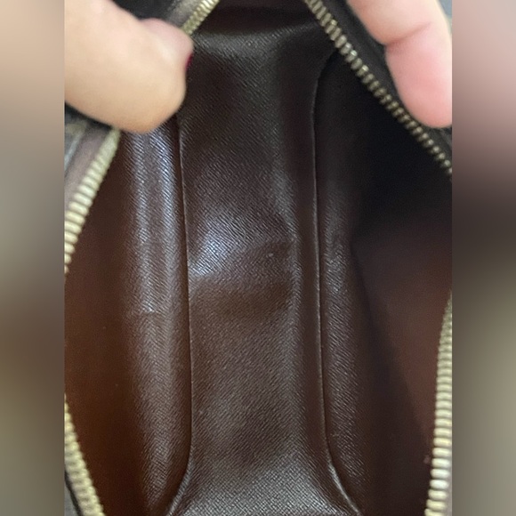 LOUIS VUITTON Monogram Blois Crossbody/Shoulder Bag - Picture 11 of 15